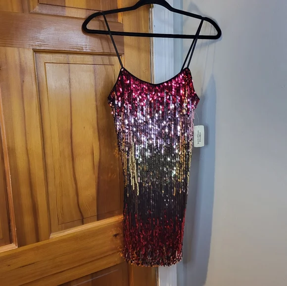 NWT Forever 21 Juniors Sequined Party Dress